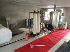 工廠(chǎng)急售全套玻璃水防凍液設(shè)備